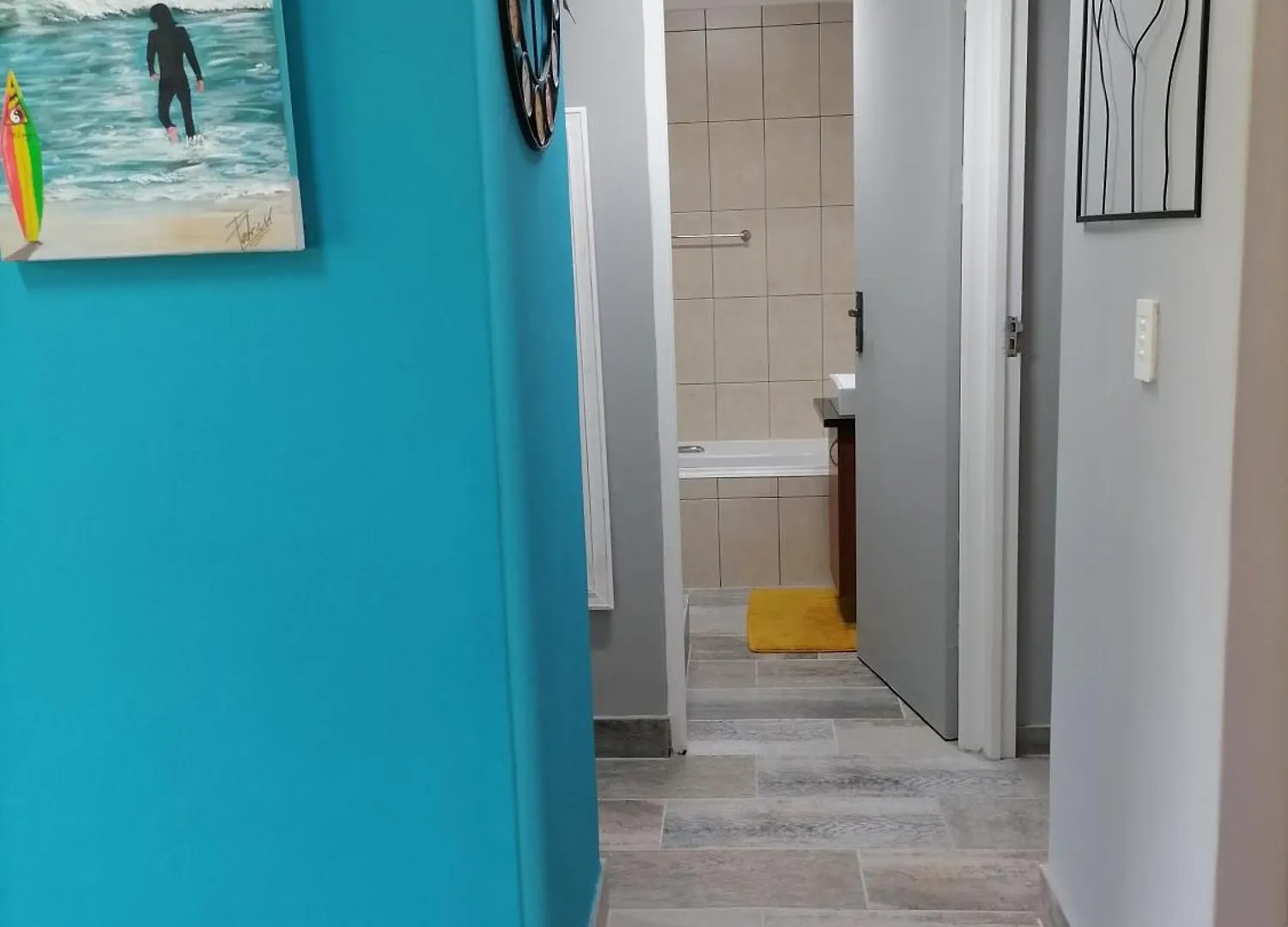 Muizenberg Mountain View Apartment ケープタウン
